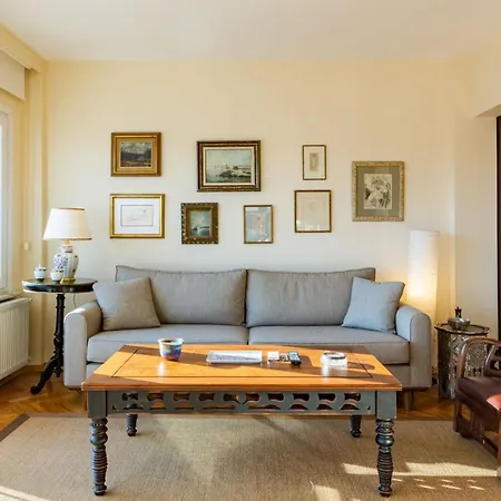 Apartament *